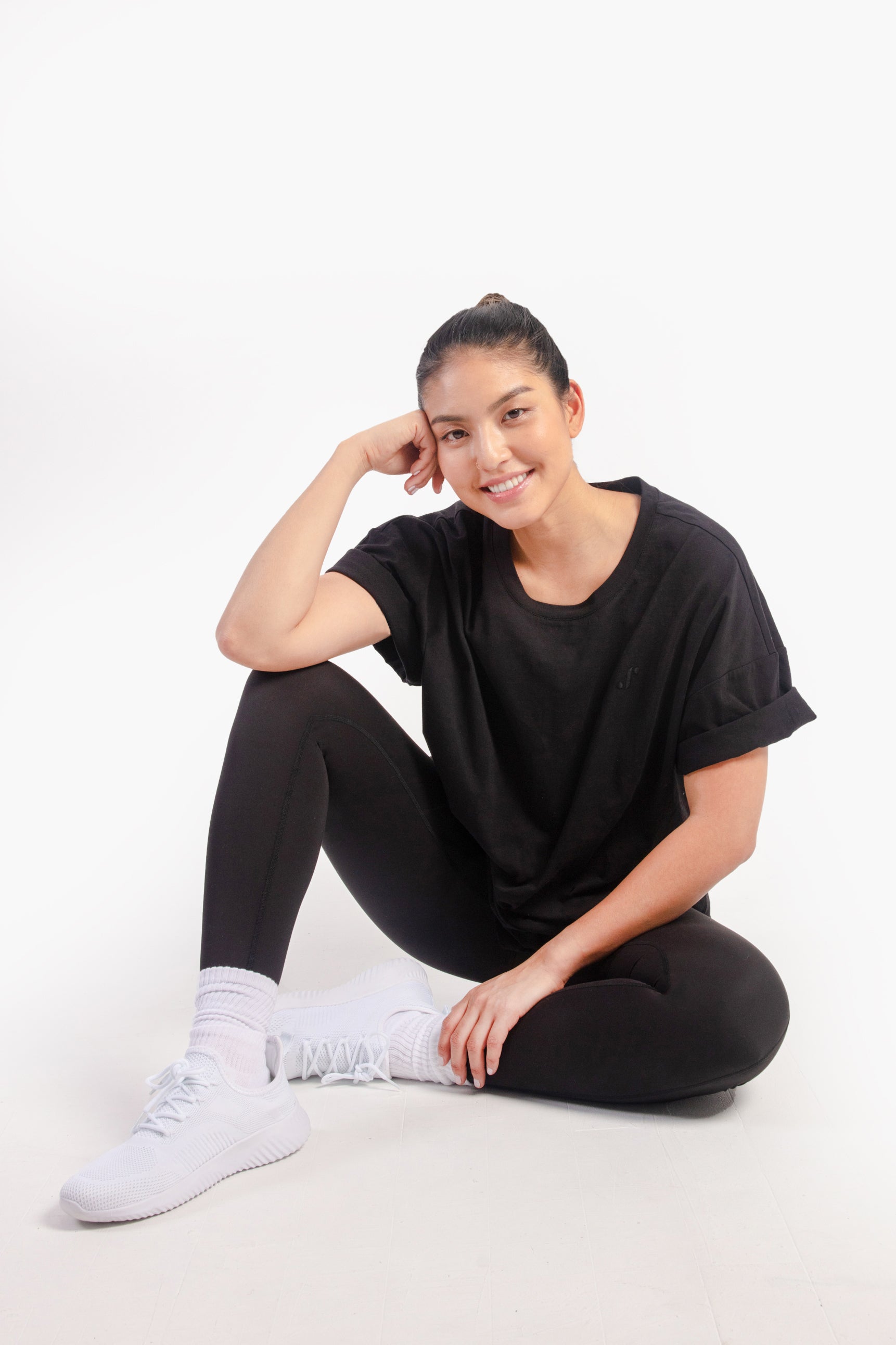 Joni Boyfriend Tee